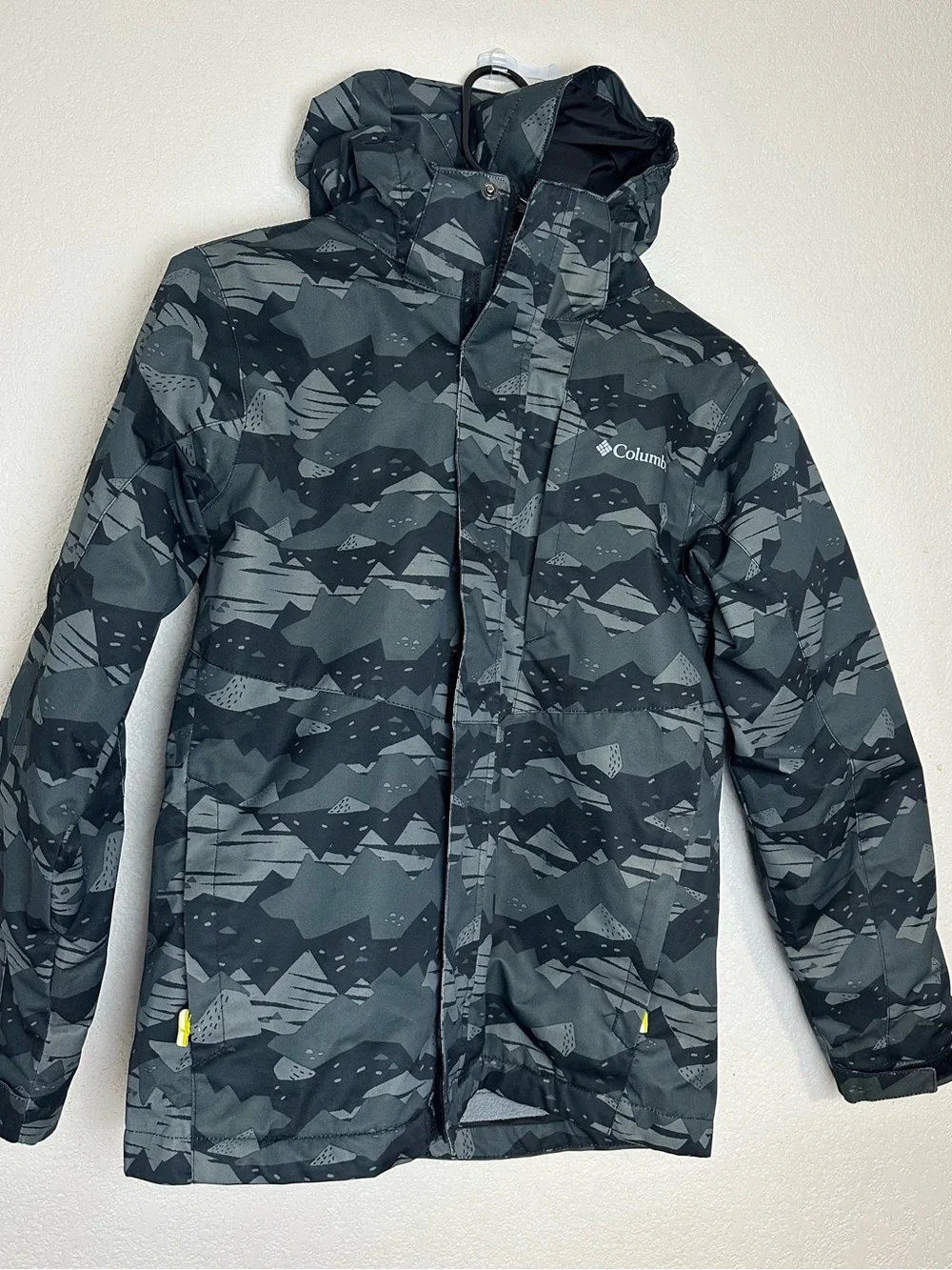 Columbia teens Grey & Black Camouflage Raincoat